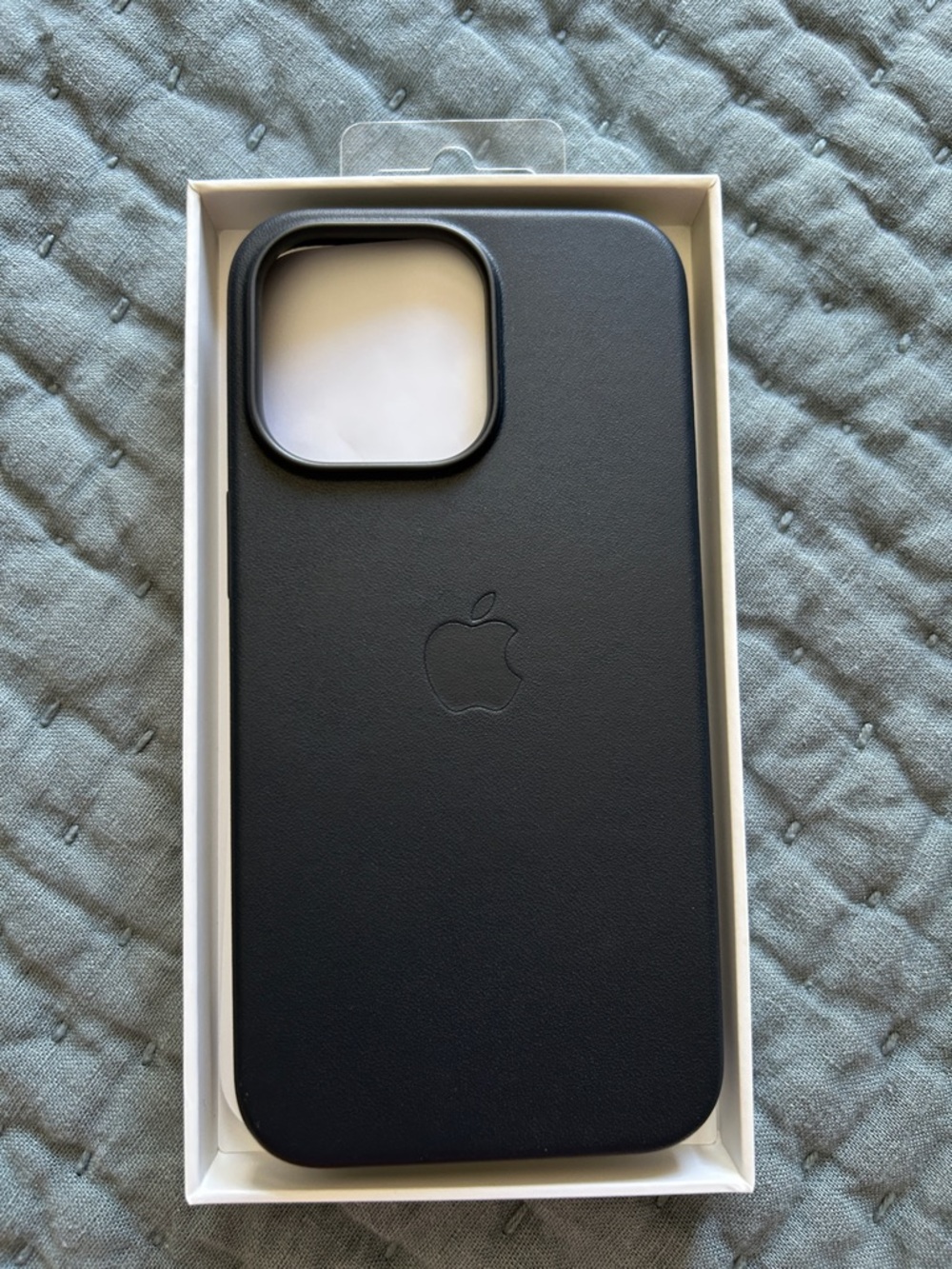NWT iPhone 13 Pro Black Leather Case Magsafe - Picture 3 of 5